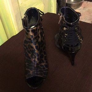 Beautiful size 7 heels
